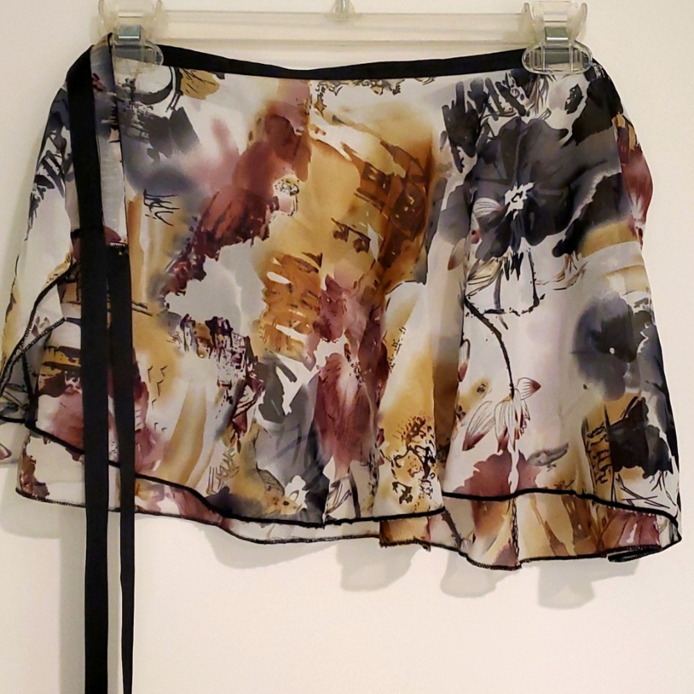 DanzNMotion Earth Tone Short Wrap Skirt P/S
